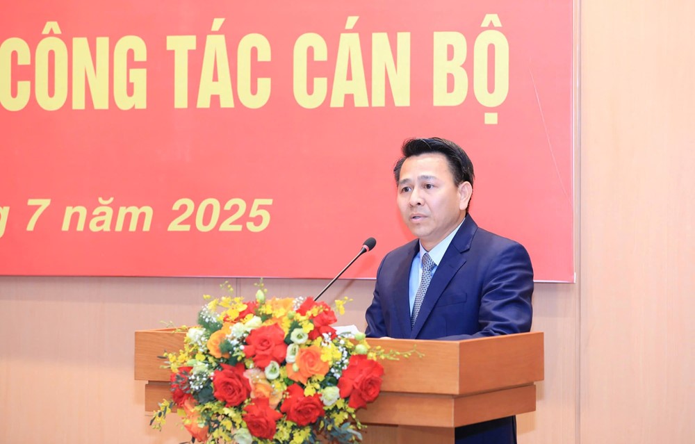HĐND Thành phố công bố các quyết định và nghị quyết về công tác cán bộ - ảnh 5
