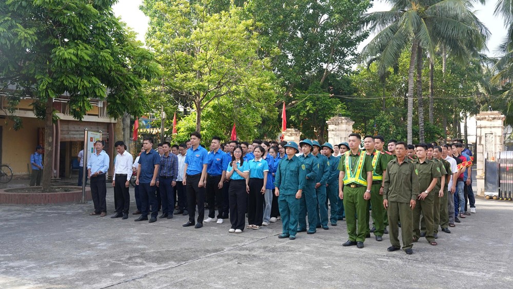 Xã Dương Hoà ra quân bảo đảm trật tự an toàn giao thông, trật tự văn minh đô thị  - ảnh 2