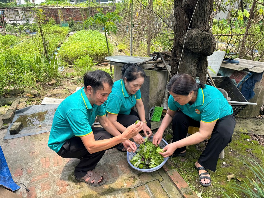 Nông dân, phụ nữ xã Gia Lâm triển khai nhiều hoạt động tri ân người có công - ảnh 3