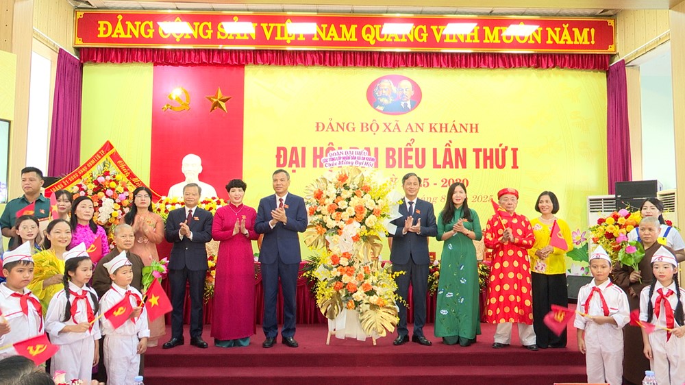 Xã An Khánh đẩy mạnh triển khai chính quyền số, kinh tế số, xã hội số và công dân số - ảnh 8