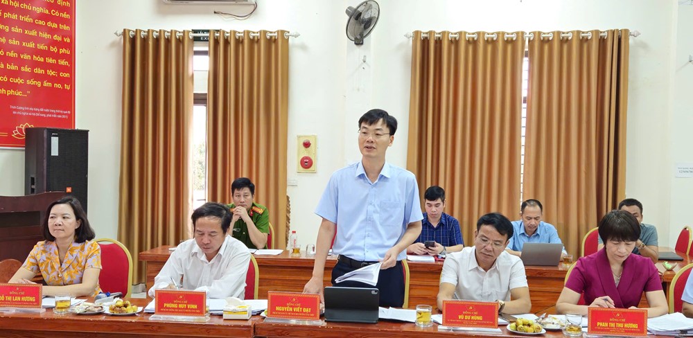 Chủ tịch Ủy ban MTTQ Việt Nam thành phố Hà Nội Nguyễn Lan Hương làm việc tại phường Tùng Thiện - ảnh 3