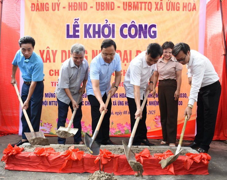 Xã Ứng Hoà khởi công xây dựng nhà “Đại đoàn kết” cho gia đình bà Chu Thị Thiện - ảnh 2