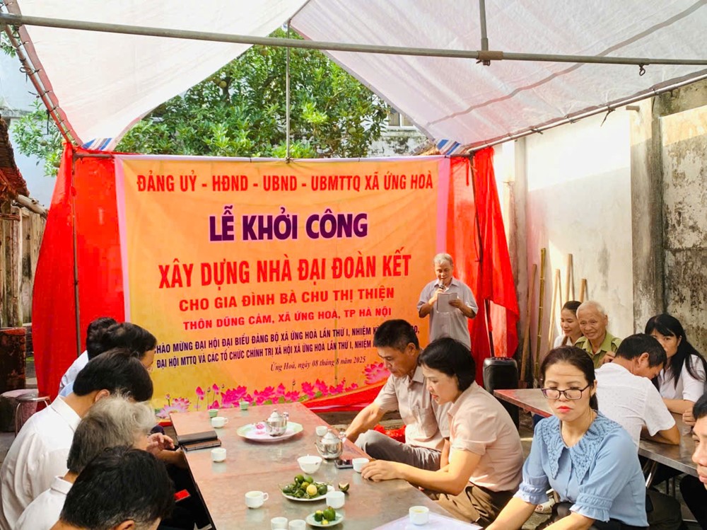 Xã Ứng Hoà khởi công xây dựng nhà “Đại đoàn kết” cho gia đình bà Chu Thị Thiện - ảnh 4