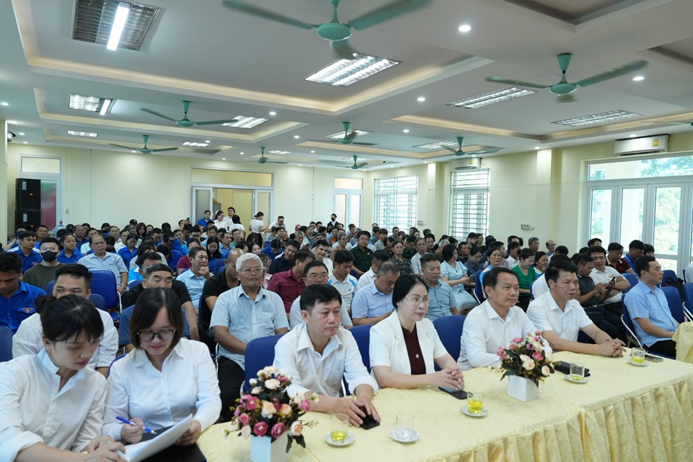 Phường Yên Nghĩa tập huấn chuyển đổi số cho 200 cán bộ, công chức, viên chức - ảnh 2