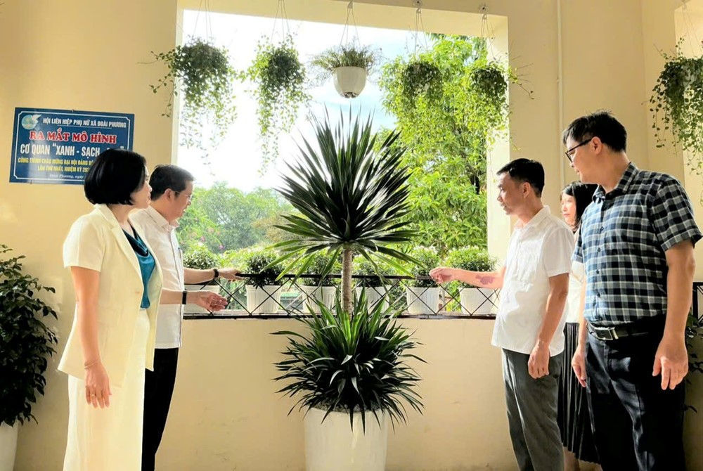 Phụ nữ Đoài Phương ra mắt mô hình “Cơ quan xanh - sạch - đẹp” chào mừng Đại hội Đảng - ảnh 1