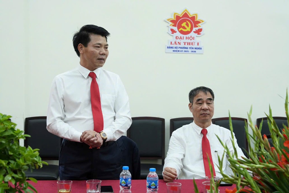 Phường Yên Nghĩa gắn biển công trình “Vườn hoa tuổi trẻ xanh” - ảnh 1