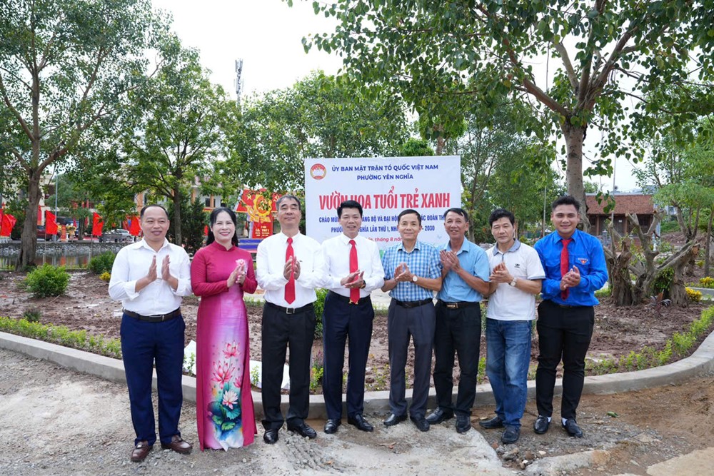 Phường Yên Nghĩa gắn biển công trình “Vườn hoa tuổi trẻ xanh” - ảnh 4