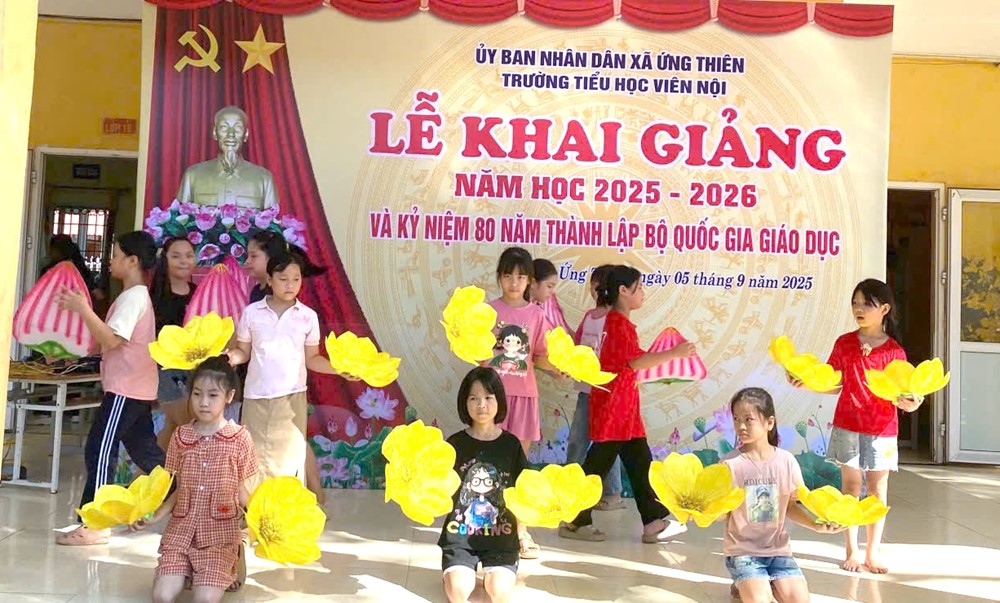 Các trường học trên địa bàn xã Ứng Thiên hân hoan khai giảng năm học mới - ảnh 5