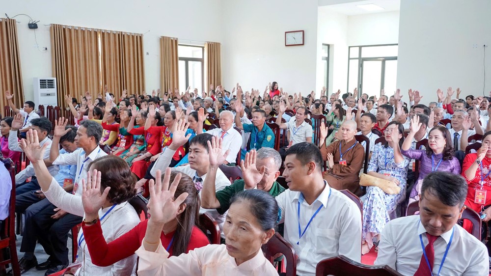 Đồng hành, đoàn kết xây dựng xã “Thịnh vượng, bản sắc, xanh, thông minh, nhân dân hạnh phúc“ - ảnh 10