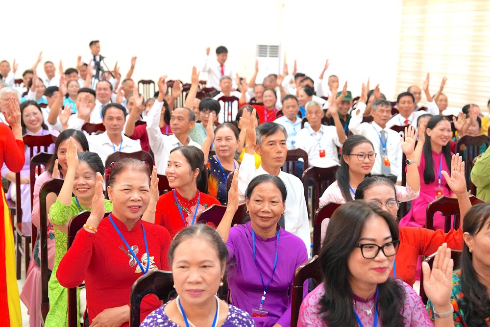 Phát huy sức mạnh khối đại đoàn kết, lan tỏa khát vọng, xây dựng xã Ứng Thiên giàu đẹp, văn minh, nghĩa tình  - ảnh 13