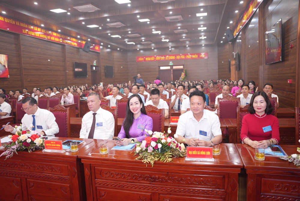 Khơi dậy tiềm năng, đổi mới tư duy, phát huy vai trò phụ nữ xây dựng Mỹ Đức văn minh, giàu đẹp - ảnh 2