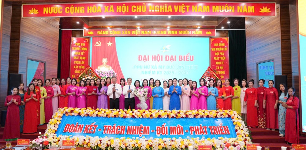 Khơi dậy tiềm năng, đổi mới tư duy, phát huy vai trò phụ nữ xây dựng Mỹ Đức văn minh, giàu đẹp - ảnh 10