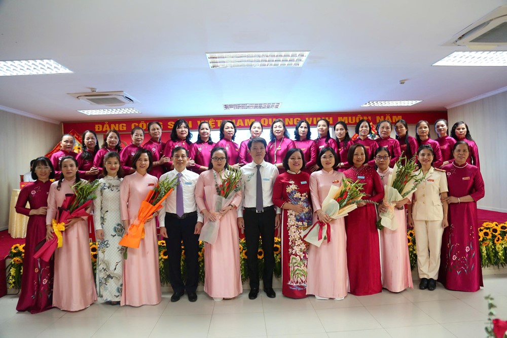 Phụ nữ phường Dương Nội đoàn kết, sáng tạo xây dựng phường giàu đẹp, văn minh  - ảnh 7