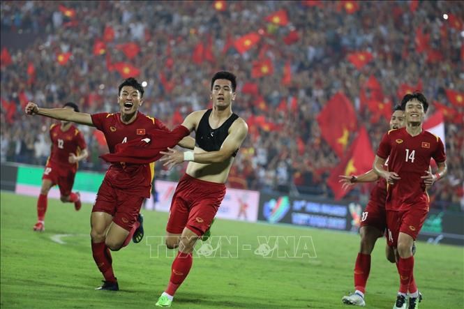  Tiến Linh “xé lưới” Malaysia, đội tuyển Việt Nam tiến vào chung kết  - ảnh 2