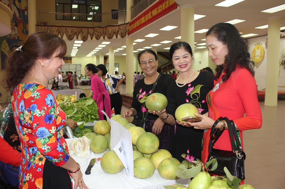 Sạch từ “trang trại” tới “bàn ăn” - ảnh 1