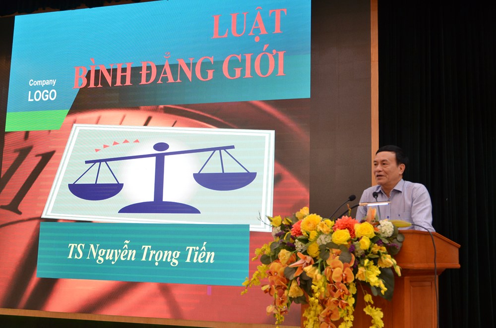  Hội LHPN quận Hoàn Kiếm: Tổ chức tập huấn các văn bản pháp luật về bình đẳng giới - ảnh 3