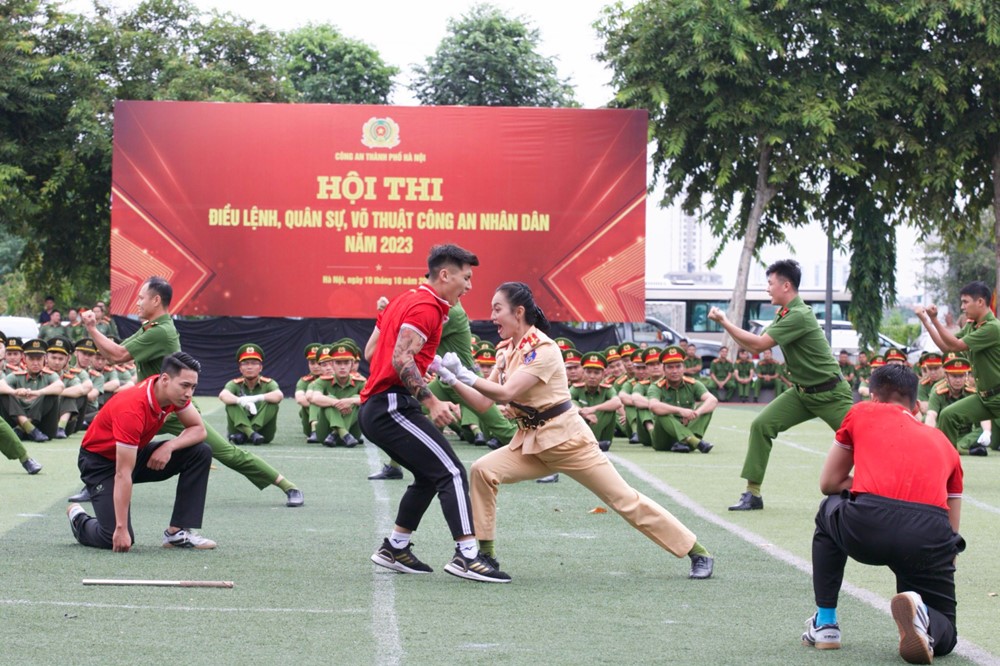 Sôi nổi Hội thi điều lệnh, quân sự, võ thuật Công an nhân dân năm 2023 - ảnh 2