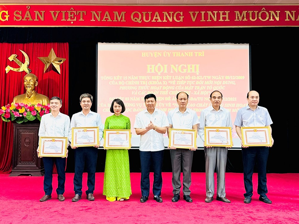Đổi mới nội dung, phương thức hoạt động của mặt trận tổ quốc và các đoàn thể, chính trị, xã hội - ảnh 2