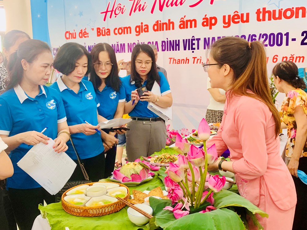 Hội LHPN huyện Thanh Trì: Ấm áp “Ngày hội gia đình-Kết nối yêu thương“ - ảnh 4