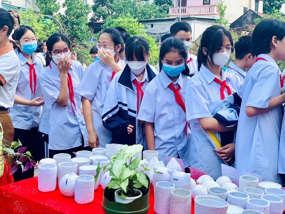 Hội LHPN quận Bắc Từ Liêm: Khánh thành sân chơi tái chế cho trẻ em - ảnh 5