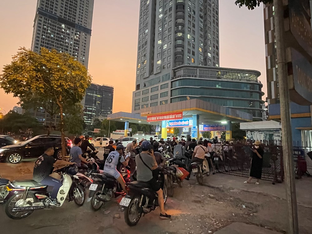 Công an thành phố Hà Nội khuyến cáo không tích trữ xăng, dầu trong các hộ gia đình - ảnh 2