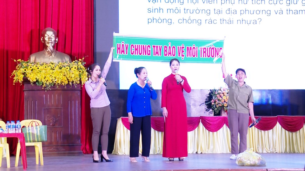 Hội LHPN huyện Ứng Hòa: Chung kết hội thi “Chủ tịch Hội phụ nữ giỏi năm 2023“ - ảnh 2