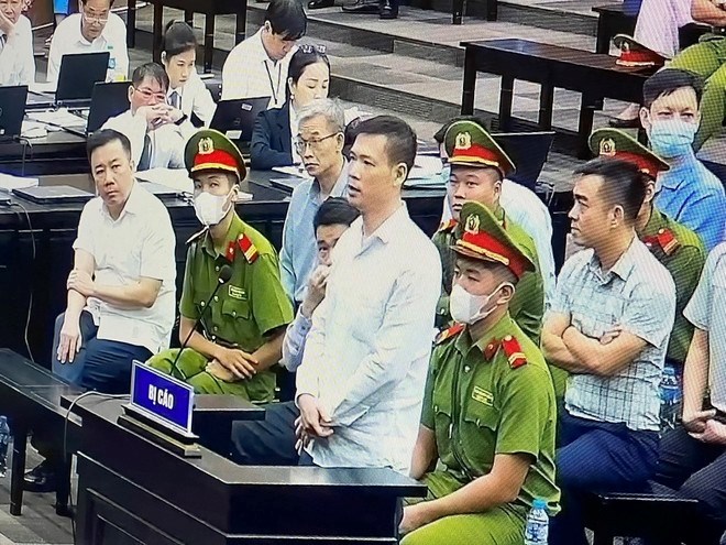 Xét xử vụ “chuyến bay giải cứu“: Cựu Phó Chủ tịch Hà Nội khai nhận tiền qua thư ký - ảnh 1