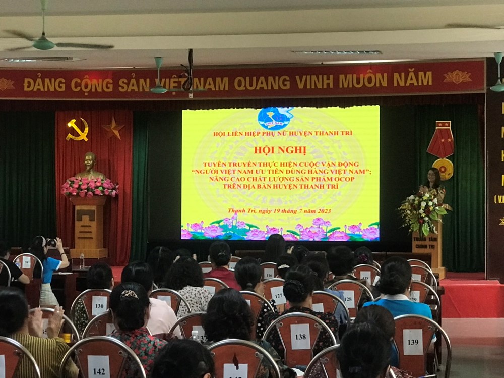 Hội LHPN huyện Thanh Trì: Tuyên truyền Cuộc vận động “Người Việt Nam ưu tiên dùng hàng Việt Nam” - ảnh 1