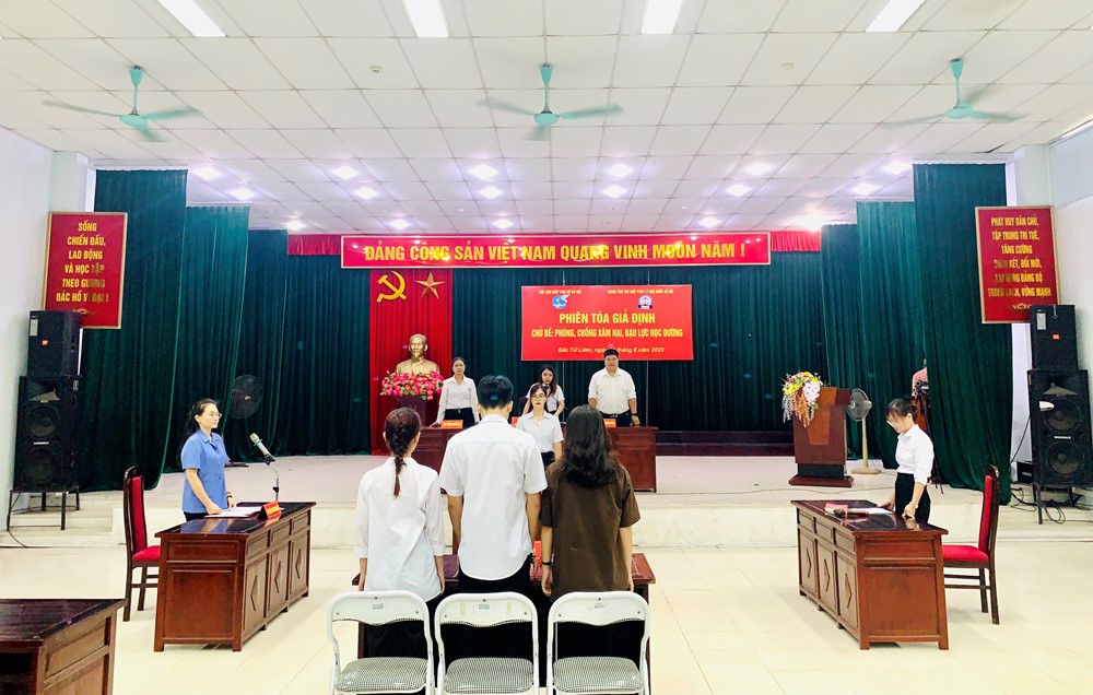 150 học sinh trường THCS Xuân Đỉnh được tiếp cận kiến thức pháp luật về phòng chống xâm hại, bạo lực học đường  - ảnh 3
