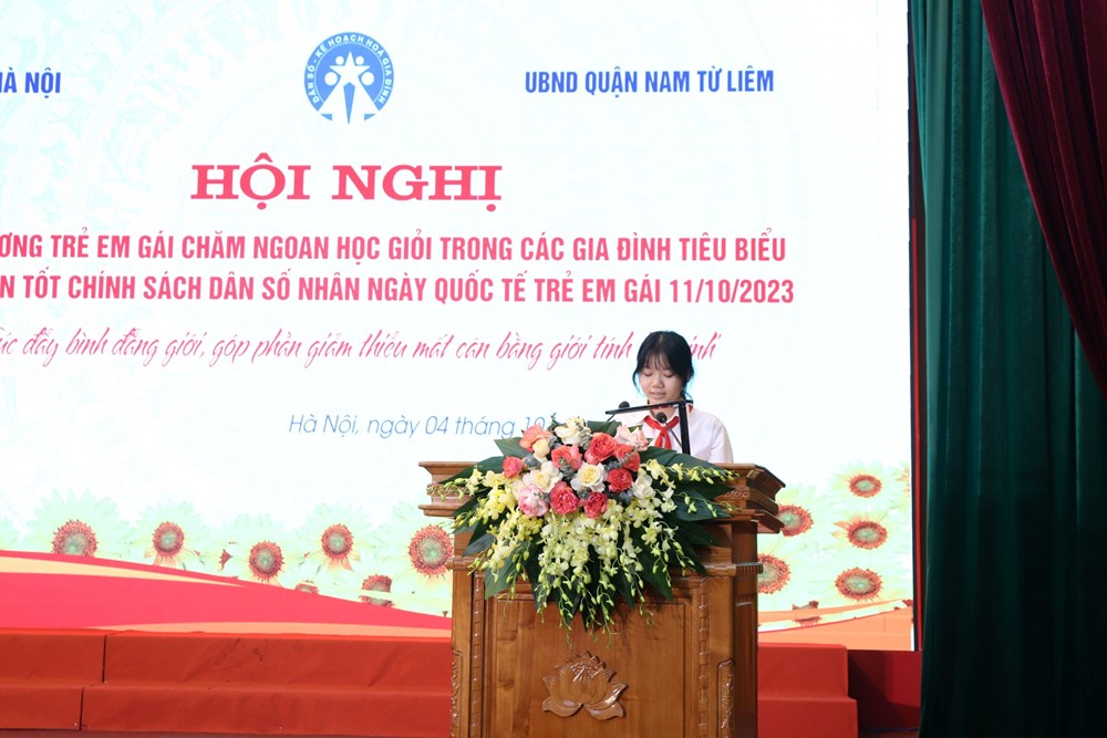 Quận Nam Từ Liêm, Hà Nội: Tuyên dương 100 trẻ em gái tiêu biểu chăm ngoan, học giỏi - ảnh 3