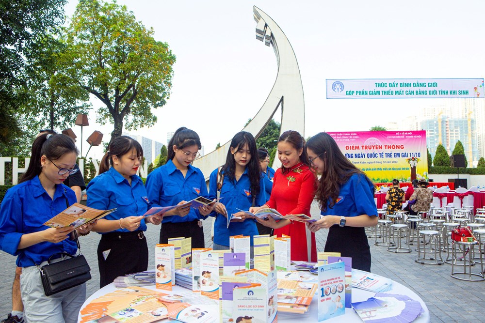 Quận Thanh Xuân: Tổ chức các hoạt động hưởng ứng 12 năm Ngày Quốc tế trẻ em gái - ảnh 3