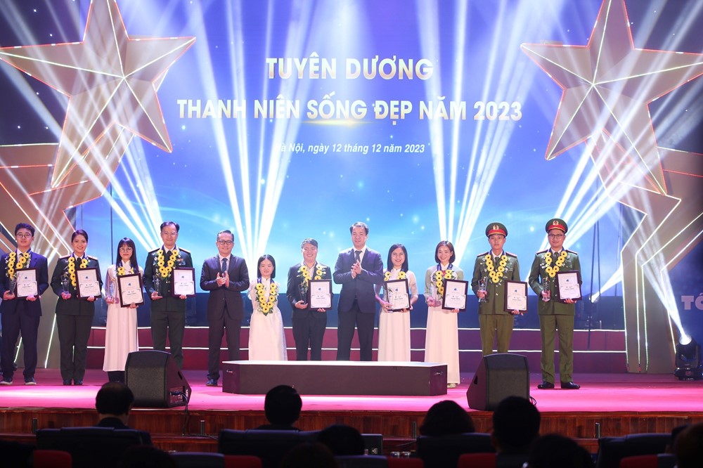 Tôn vinh 20 tấm gương “Thanh niên sống đẹp” năm 2023 - ảnh 2