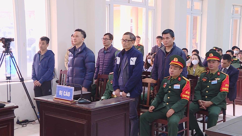 Ông chủ Việt Á cùng nhiều cựu cán bộ Học viện Quân y bị đề nghị mức án nghiêm khắc - ảnh 1