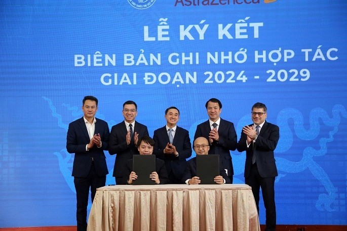 Chuyển đổi số để chăm sóc sức khỏe người dân tốt hơn - ảnh 2