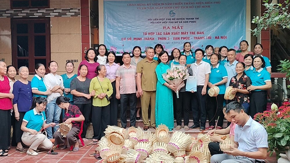 Phụ nữ huyện Thanh Trì: Nhiều hoạt động thiết thực kỷ niệm 70 năm Chiến thắng Điện Biên Phủ - ảnh 2