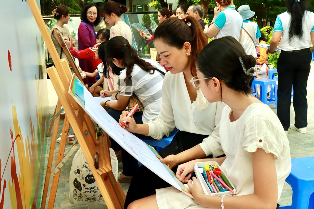 Ý nghĩa ngày hội “Gia đình hạnh phúc, không bạo lực” quận Ba Đình - ảnh 9