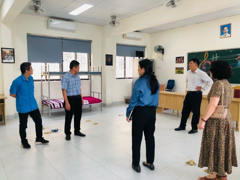 Quận Ba Đình sẵn sàng đón các thí sinh dự thi tốt nghiệp THPT năm học 2023-2024 - ảnh 1