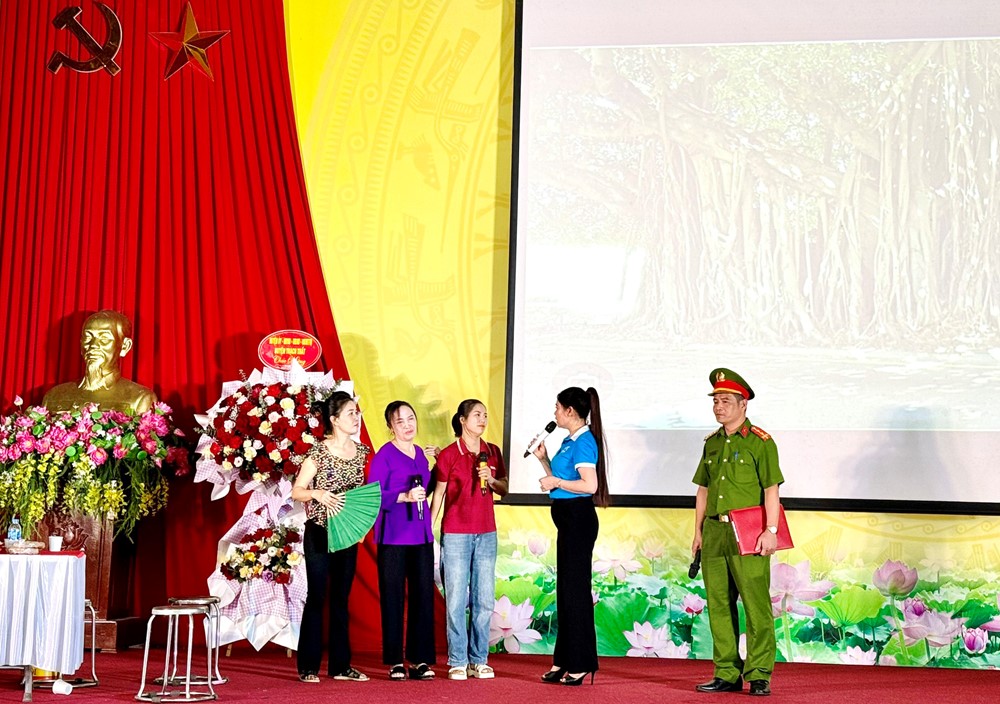 Giao lưu câu lạc bộ phòng, chống mua bán người - ảnh 6