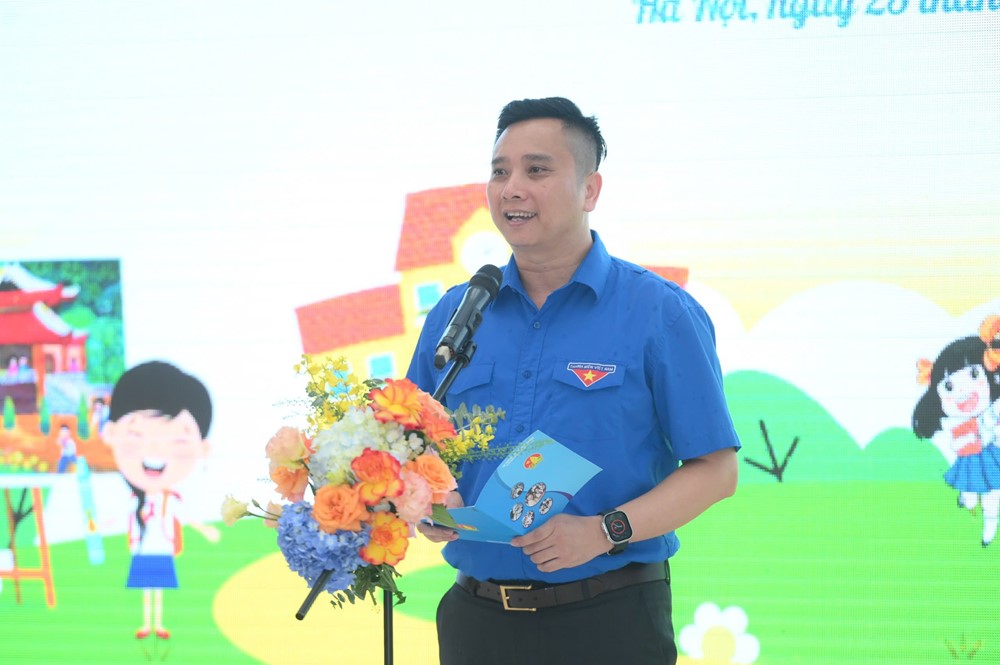 500 học sinh Hà Nội tham gia trải nghiệm “Ngày hội sắc màu“ - ảnh 1
