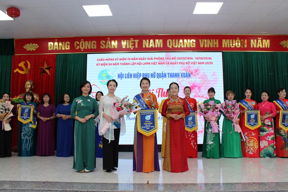 Hội LHPN quận Thanh Xuân: Sôi nổi hội thi “Phụ nữ Thanh Xuân tâm – tài – thanh lịch” năm 2024 - ảnh 4