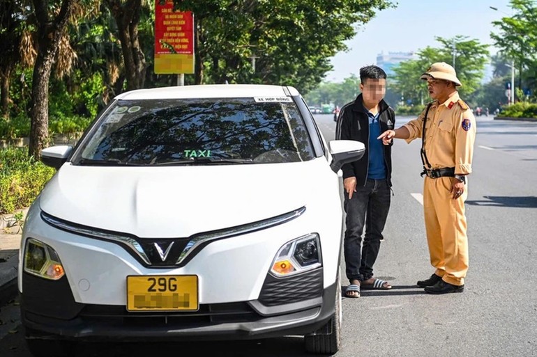 Xử phạt tài xế xe vận tải nếu lái xe liên tục quá 4 giờ - ảnh 1