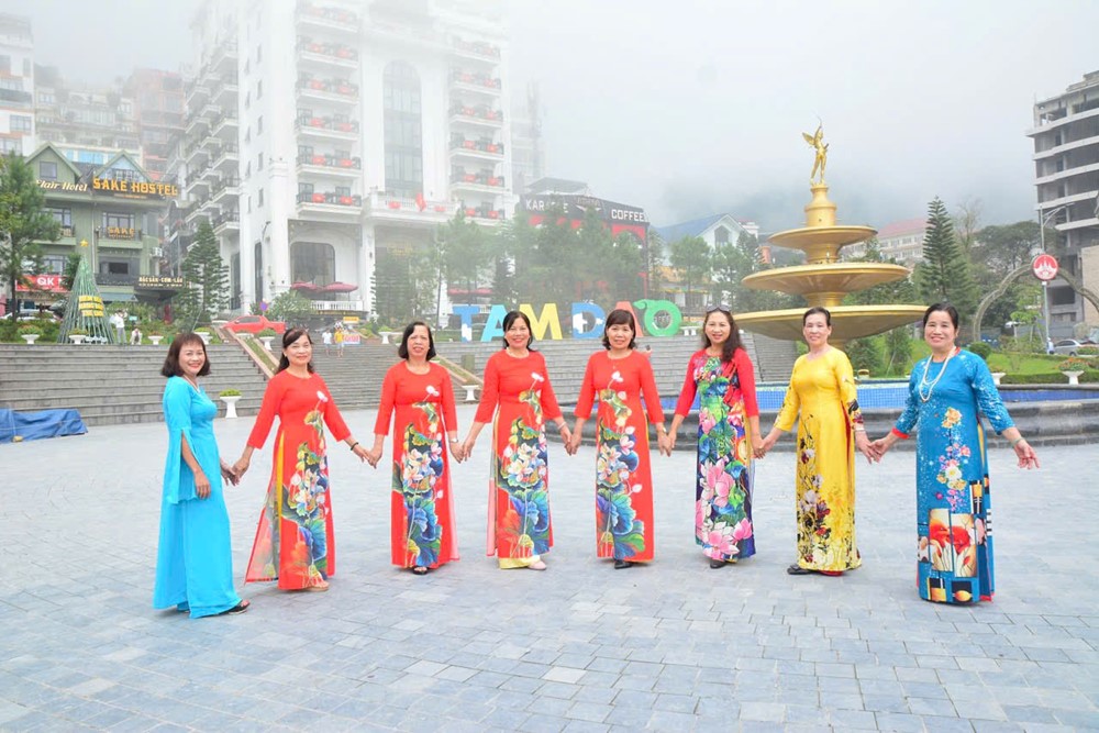 Hội LHPN quận Thanh Xuân hưởng ứng Tuần lễ áo dài chào mừng ngày Quốc tế phụ nữ 8/3 - ảnh 5