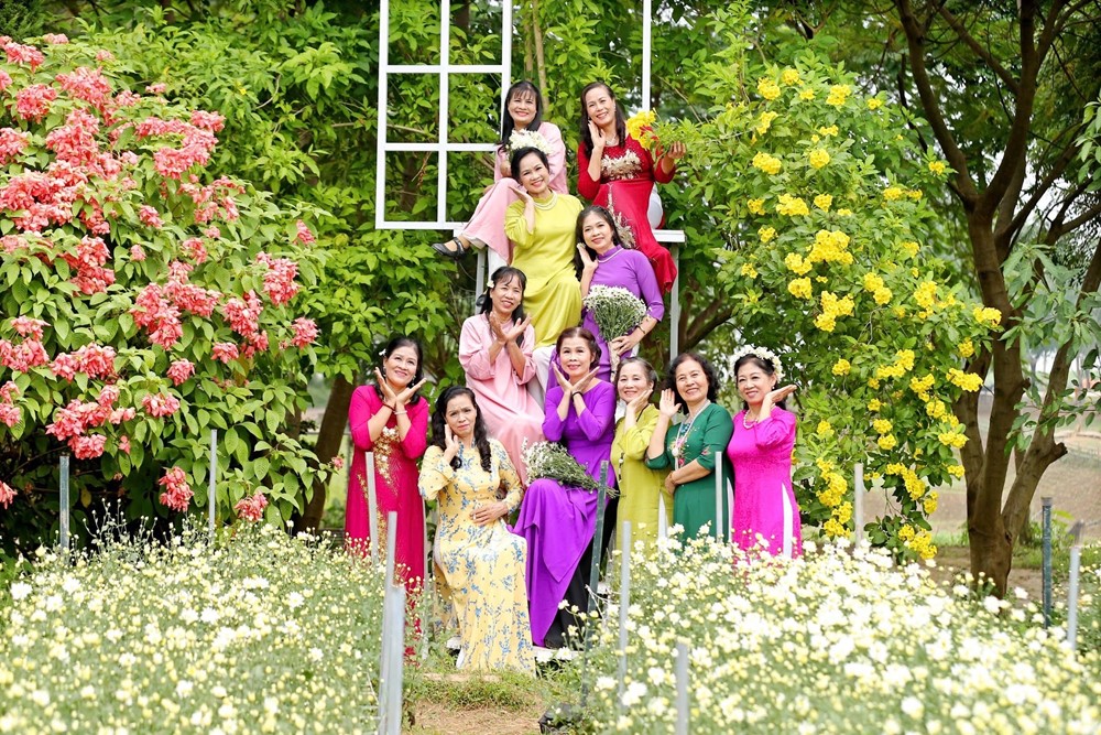 Hội LHPN quận Thanh Xuân hưởng ứng Tuần lễ áo dài chào mừng ngày Quốc tế phụ nữ 8/3 - ảnh 9