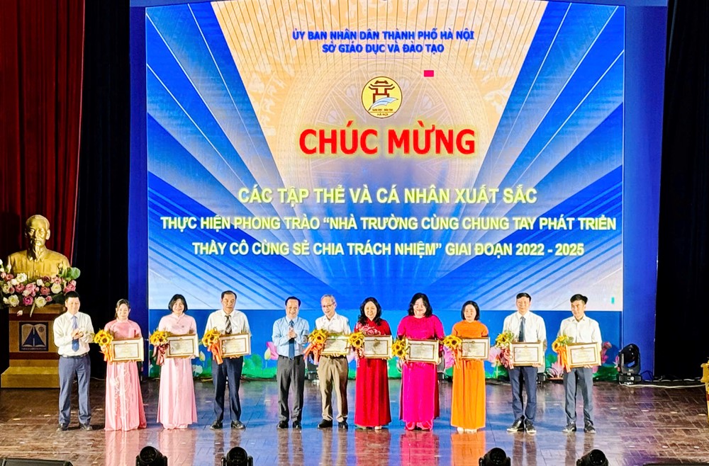 Hà Nội: Hiệu quả từ phong trào “Nhà trường cùng chung tay phát triển - Thầy cô cùng sẻ chia trách nhiệm“ - ảnh 2