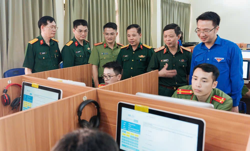 Trung ương Đoàn phát động Cuộc thi Olympic tiếng Anh dành cho cán bộ trẻ 2025 - ảnh 2