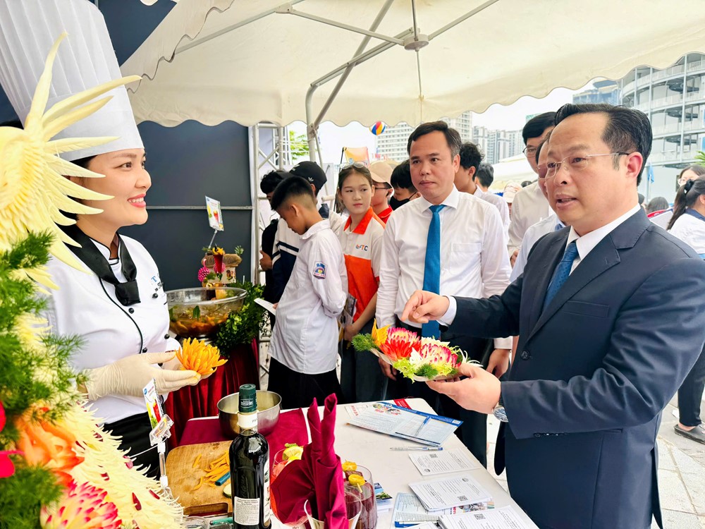 Gắn kết giáo dục nghề nghiệp với thị trường lao động - ảnh 3