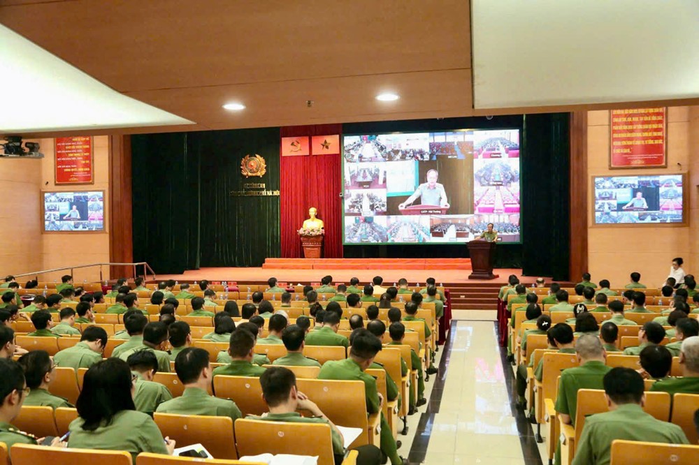 Công an TP Hà Nội: Sắp xếp, bố trí cán bộ phải tiến hành khẩn trương nhưng chắc chắn, không gây xáo trộn - ảnh 1