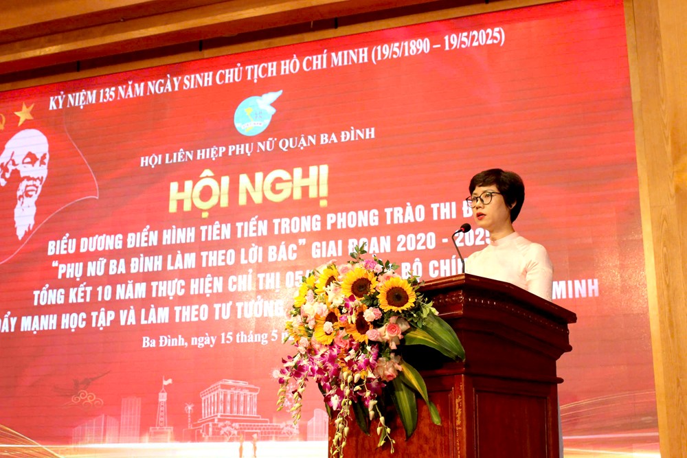 Quận Ba Đình: Biểu dương các tập thể, cá nhân tiêu biểu trong phong trào “Phụ nữ Ba Đình làm theo lời Bác” - ảnh 1