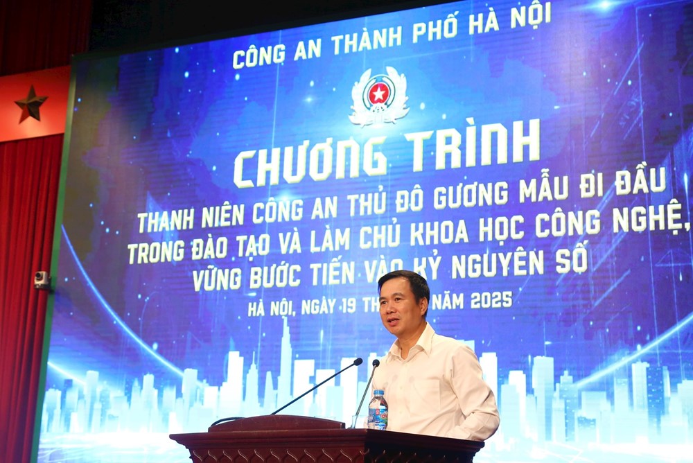 Công an Thủ đô làm chủ khoa học công nghệ, vững bước tiến vào kỷ nguyên số - ảnh 1