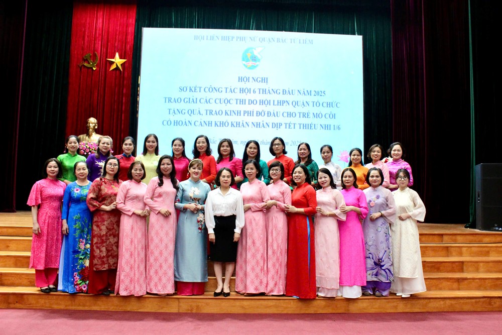 Hội LHPN quận Bắc Từ Liêm: Sơ kết công tác Hội và phong trào phụ nữ 6 tháng đầu năm 2025 - ảnh 6